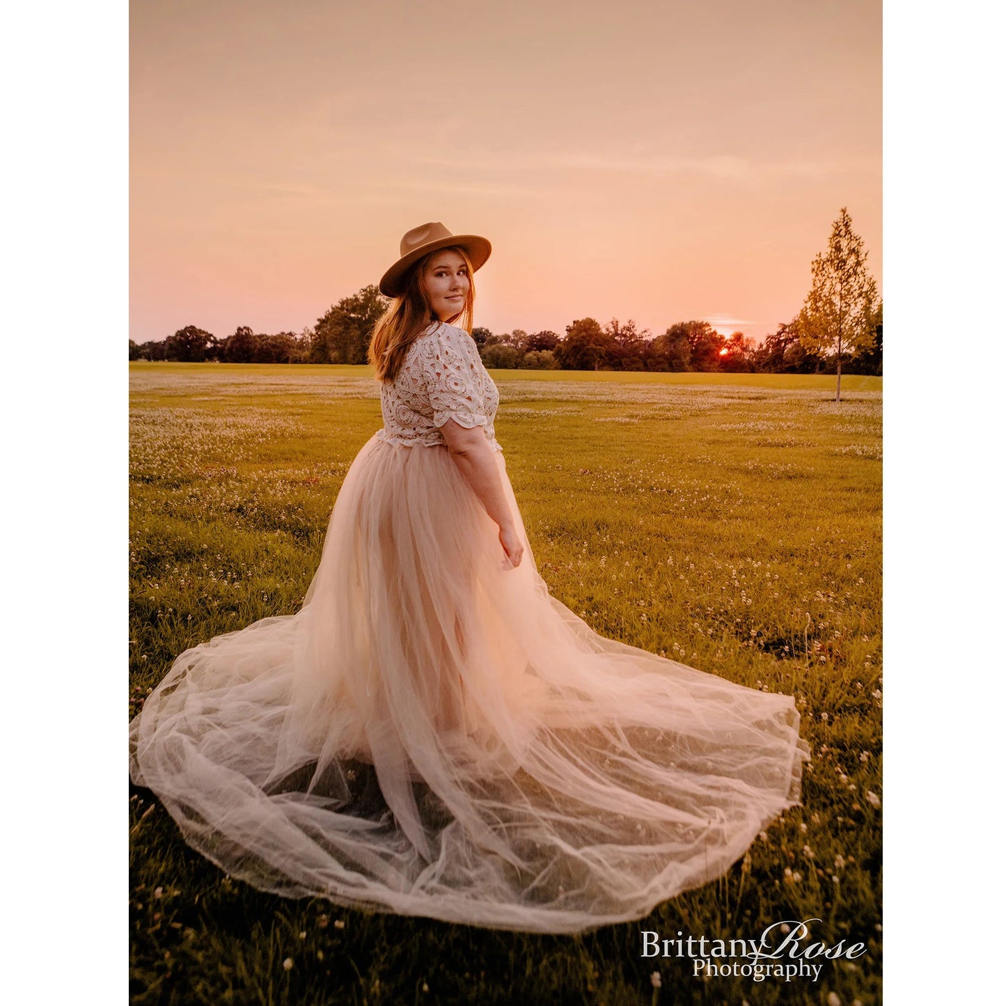 KMK - Boho Tulle Short Sleeve Beige Maternity Gown