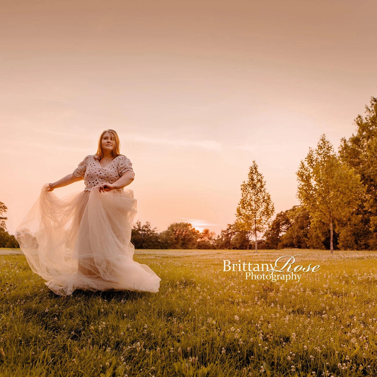 KMK - Boho Tulle Short Sleeve Beige Maternity Gown