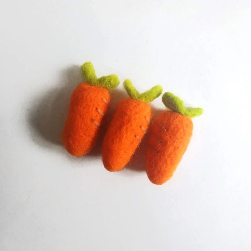 KMK - Felt Carrot Prop