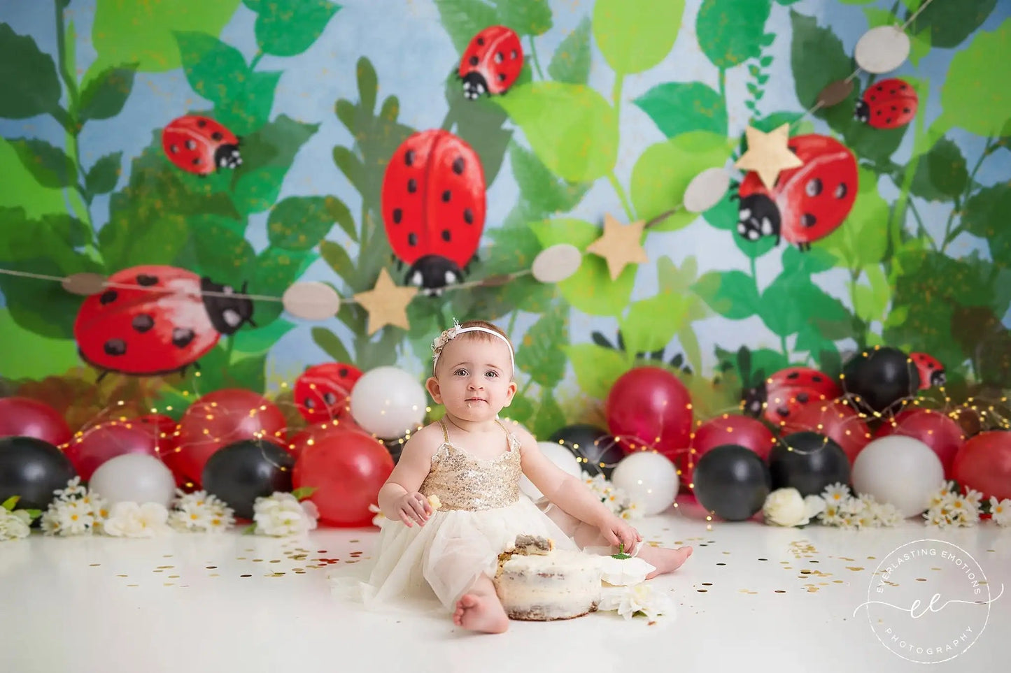 KMK - Garden Ladybug Backdrop