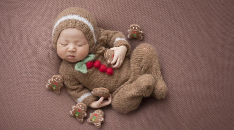 KMK - Gingerbread Man Knit Outfit