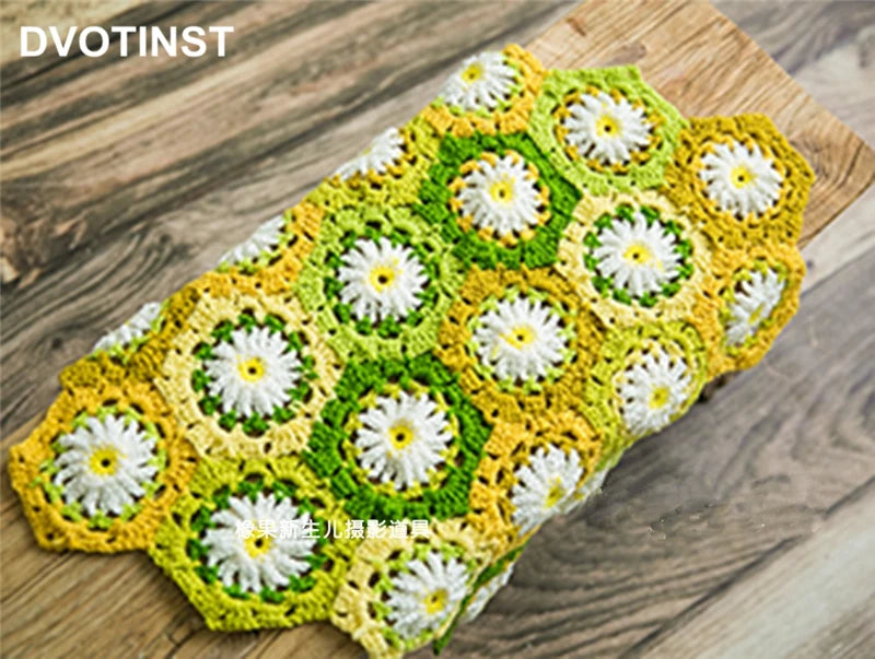 KMK - Handmade Knit Retro Floral Blanket