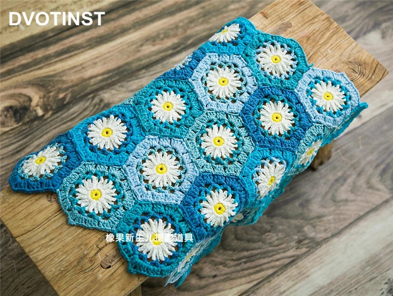 KMK - Handmade Knit Retro Floral Blanket