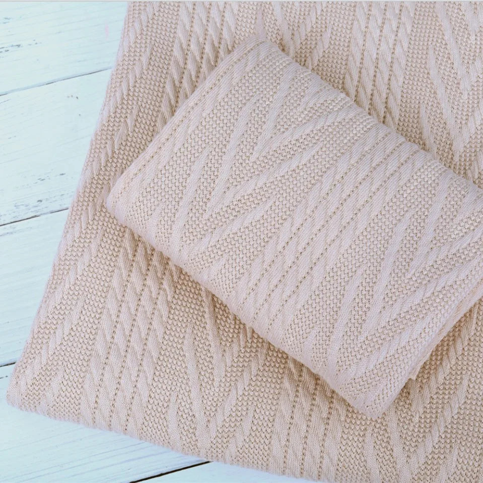 KMK - Knit Blanket,Pillow Wrap Set