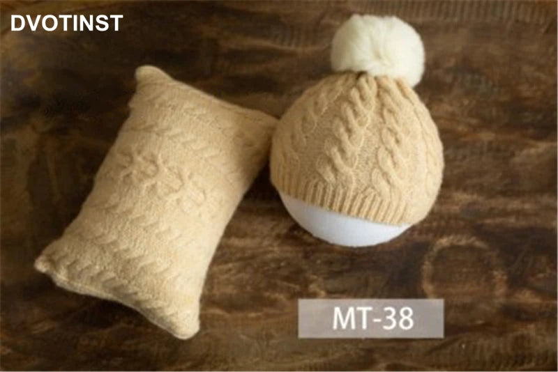 KMK - Knit Posing Pillow + Bonnet Set