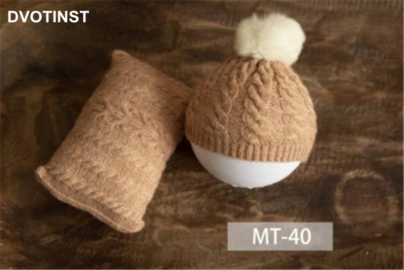 KMK - Knit Posing Pillow + Bonnet Set