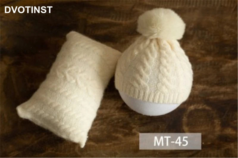 KMK - Knit Posing Pillow + Bonnet Set