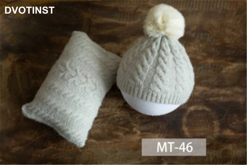 KMK - Knit Posing Pillow + Bonnet Set