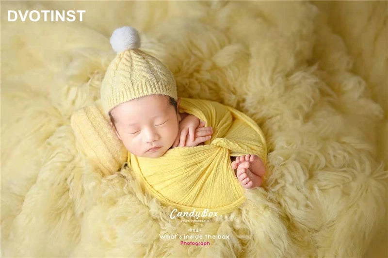 KMK - Knit Posing Pillow + Bonnet Set