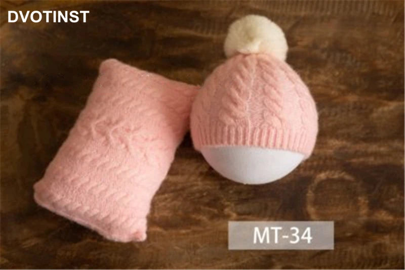 KMK - Knit Posing Pillow + Bonnet Set