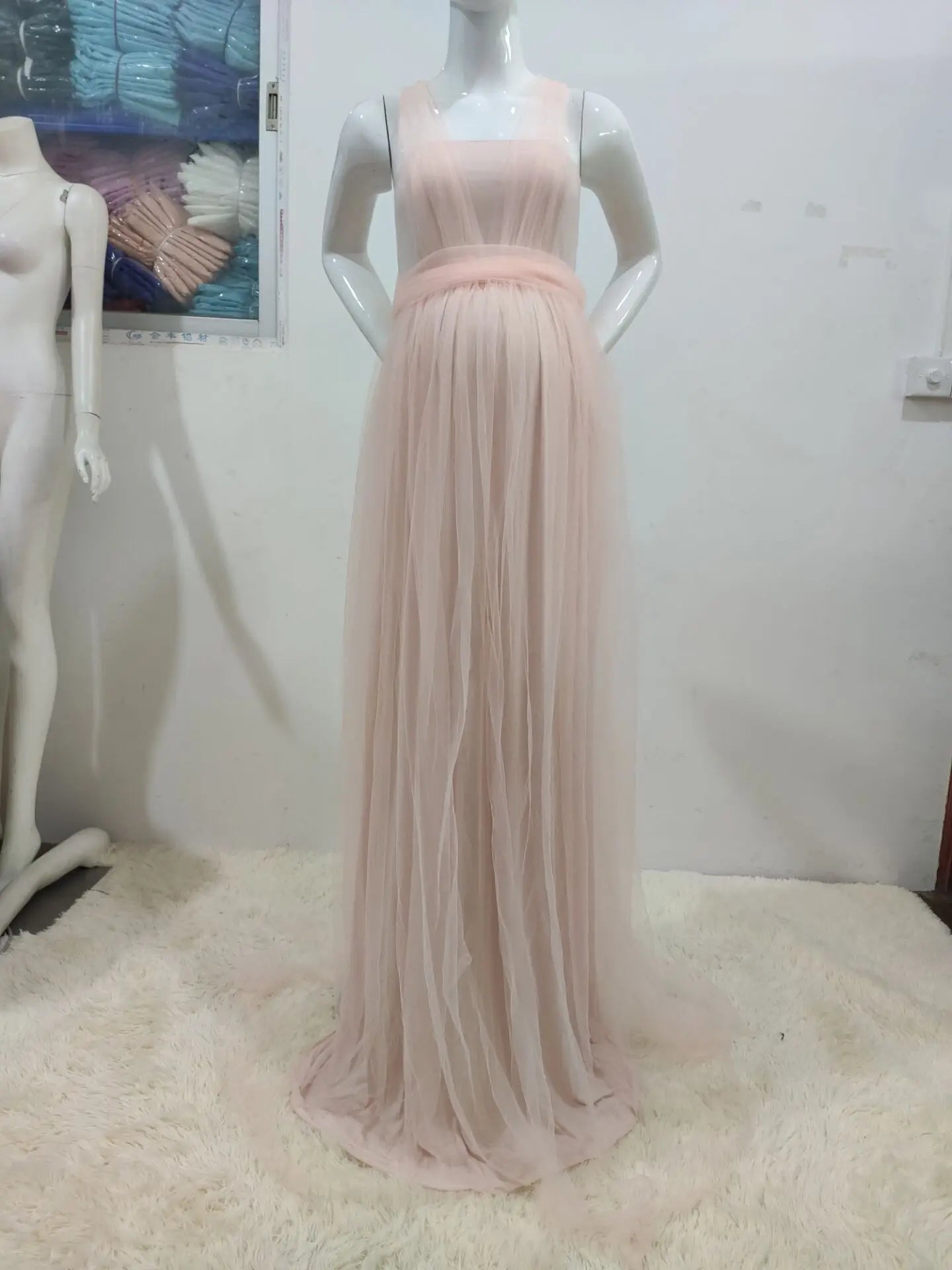 KMK - Maternity Tulle Gown