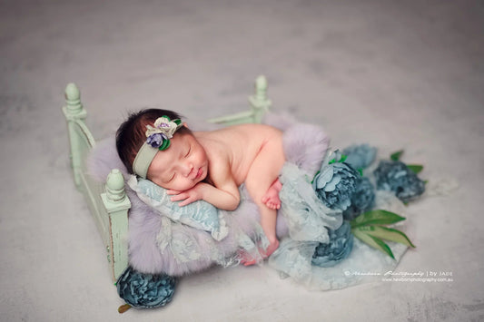 KMK - Newborn Baby Bed Photography Prop