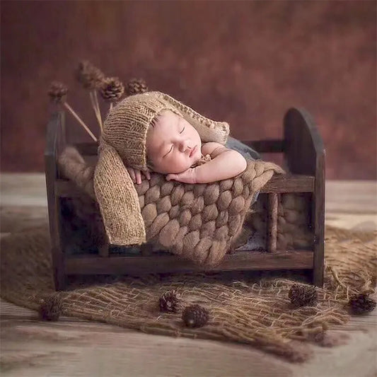 KMK - Newborn Wooden Posing Crib Prop