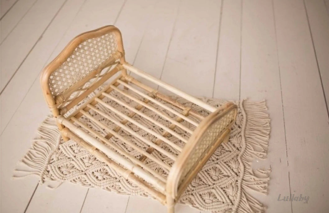 KMK - Newborn Woven Rattan Frame Bed Photography Prop