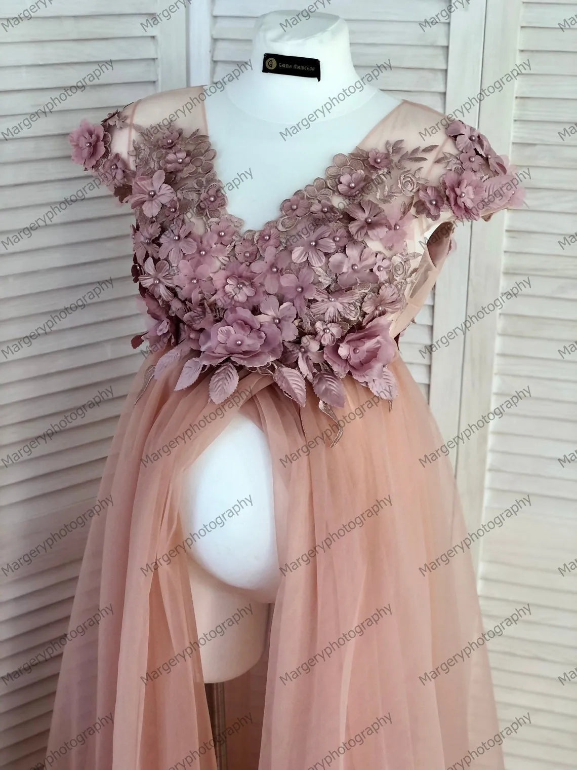 KMK - Peach Pink 3D Flowers Maternity Gown