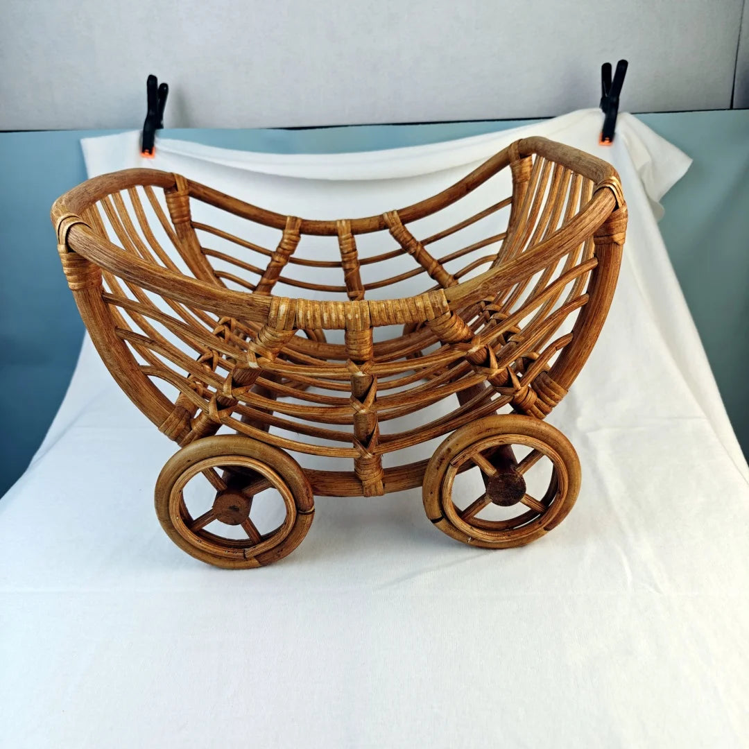 KMK - Rattan Cart Prop