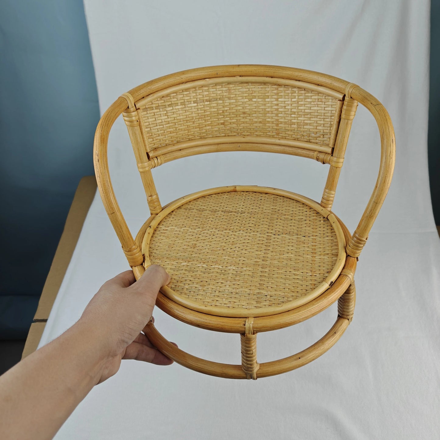 KMK - Rattan Newborn Chair Prop