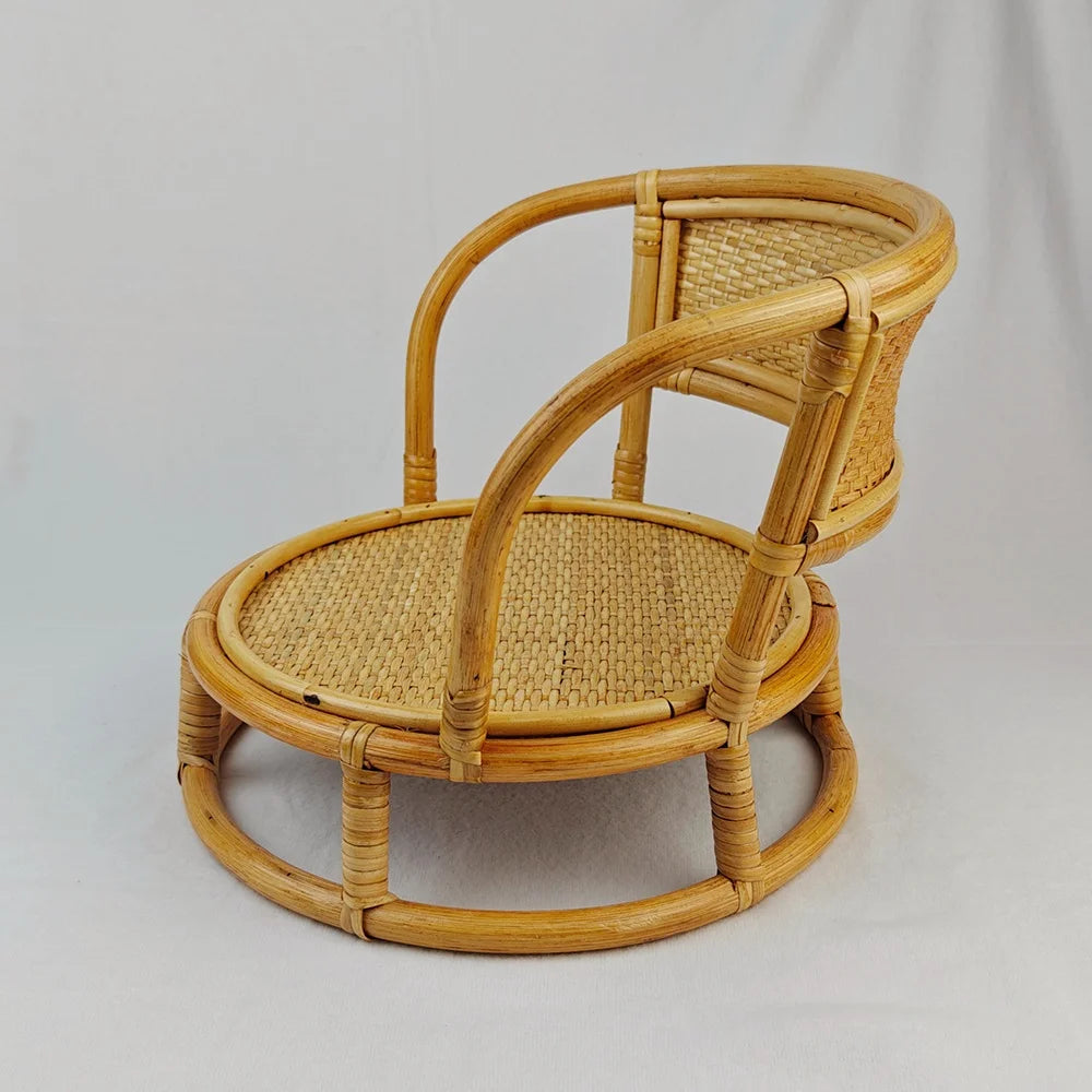 KMK - Rattan Newborn Chair Prop