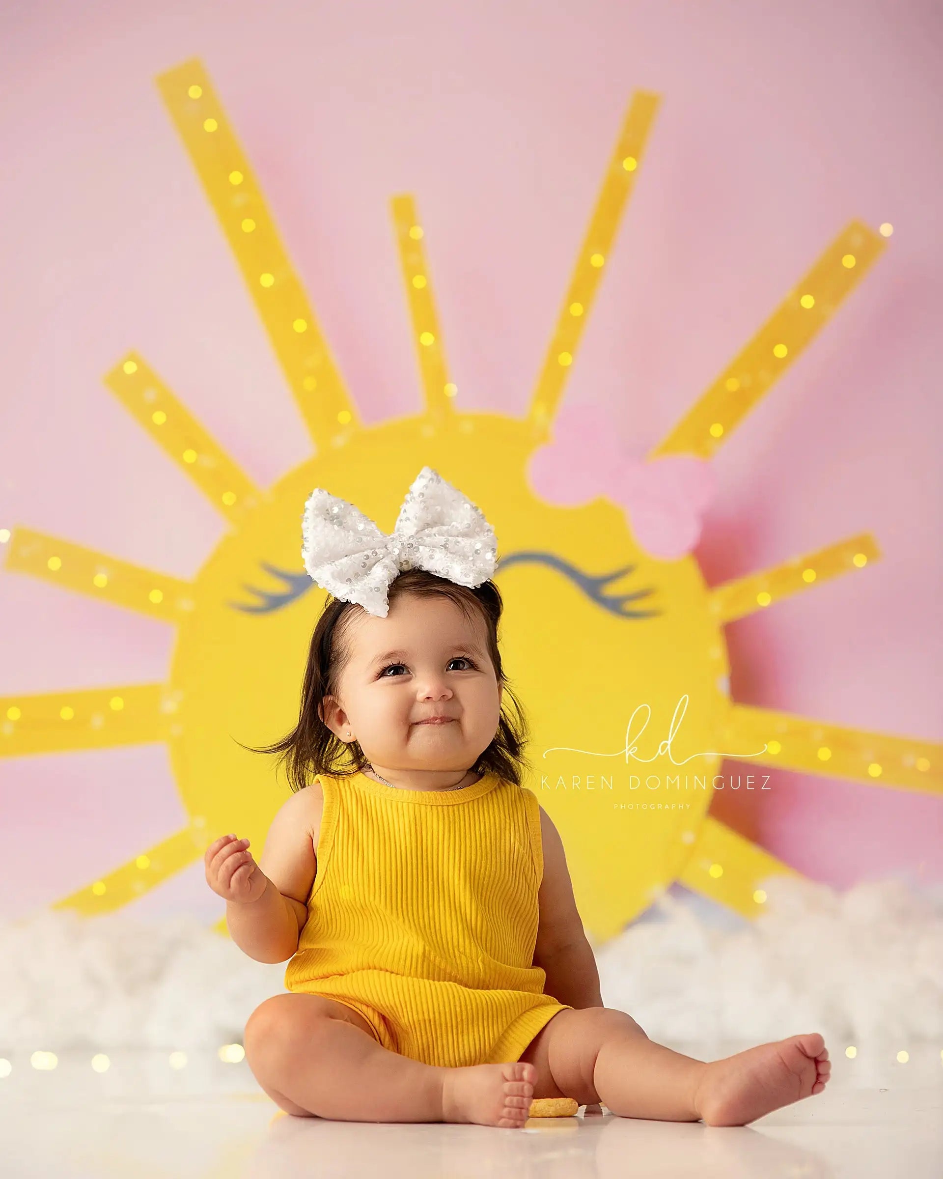 KMK - Ray Of Sunshine Backdrop