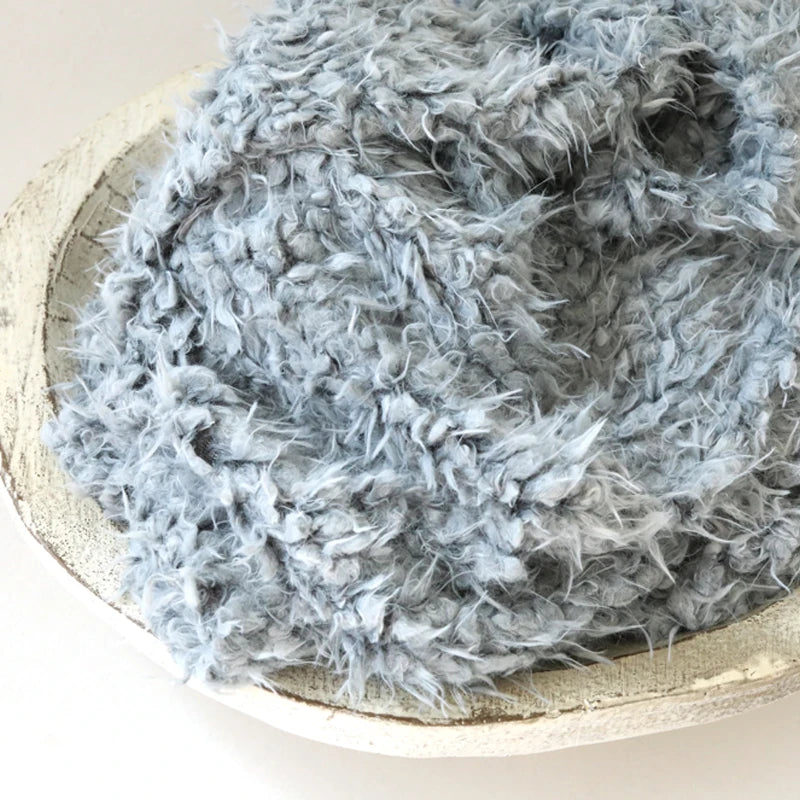 KMK - Soft Fur Fabric Nest Blanket