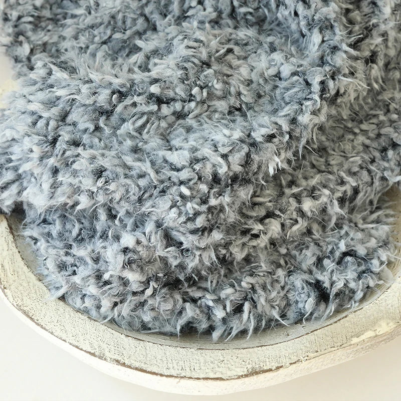 KMK - Soft Fur Fabric Nest Blanket