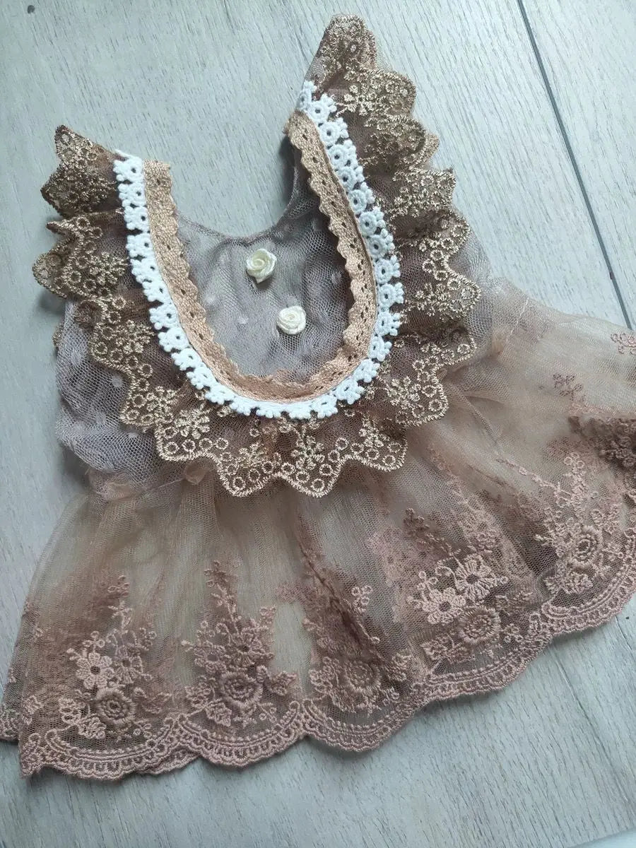 KMK - coffee lace outfit