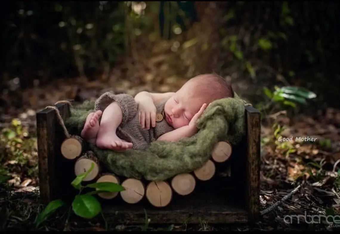 KMK - newborn small wooden Log bed Photo Prop