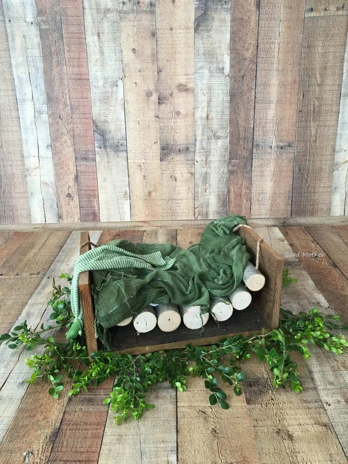 KMK - newborn small wooden Log bed Photo Prop